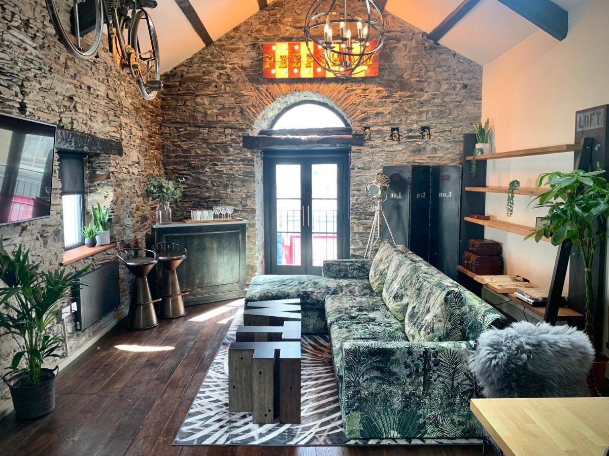 Loft 11 Stunning Luxury Nyc Loft Style Interior Designed 2Bd Apartment Excellent City Centre Location Mezzanine Cinema Room Designer Furniture Amazing Space ダグラス エクステリア 写真