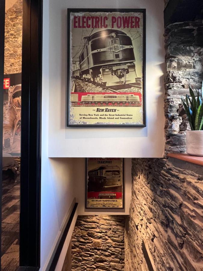 Loft 11 Stunning Luxury Nyc Loft Style Interior Designed 2Bd Apartment Excellent City Centre Location Mezzanine Cinema Room Designer Furniture Amazing Space ダグラス エクステリア 写真