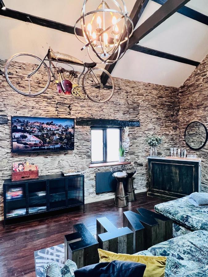Loft 11 Stunning Luxury Nyc Loft Style Interior Designed 2Bd Apartment Excellent City Centre Location Mezzanine Cinema Room Designer Furniture Amazing Space ダグラス エクステリア 写真