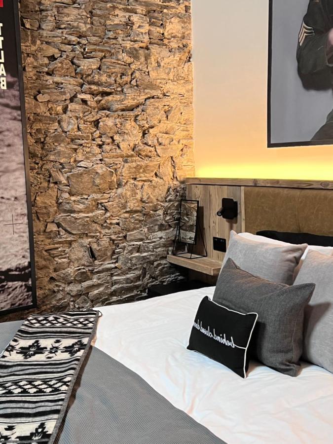 Loft 11 Stunning Luxury Nyc Loft Style Interior Designed 2Bd Apartment Excellent City Centre Location Mezzanine Cinema Room Designer Furniture Amazing Space ダグラス エクステリア 写真