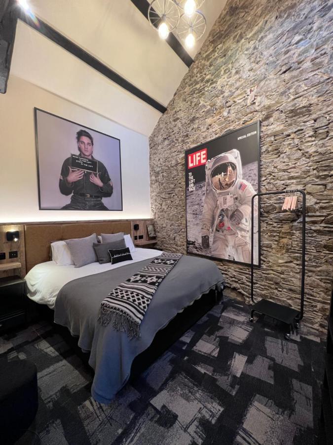 Loft 11 Stunning Luxury Nyc Loft Style Interior Designed 2Bd Apartment Excellent City Centre Location Mezzanine Cinema Room Designer Furniture Amazing Space ダグラス エクステリア 写真